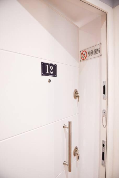 City Center 12 - Tirana Way Apartments エクステリア 写真